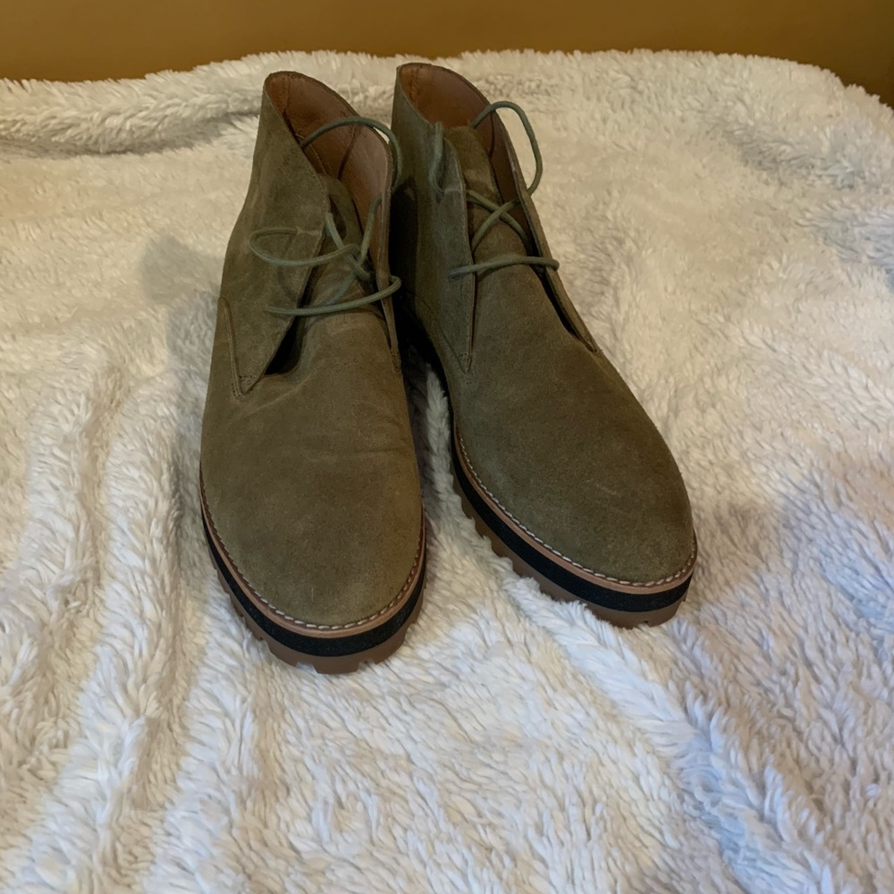 Madewell Women’ Suede Booties.  Never Worn.